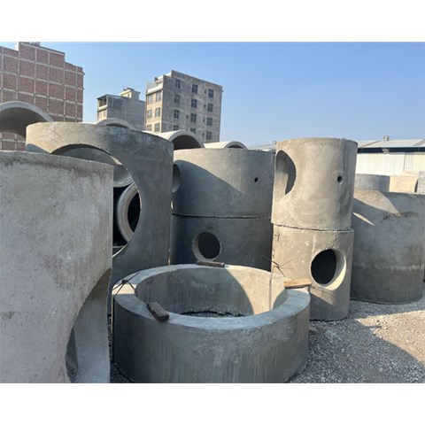 曲靖混凝土井筒的壁厚設(shè)計(jì)，是依據(jù)哪些具體參數(shù)和實(shí)際需求來(lái)確定的？